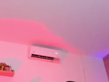 OliviaSparcks – webcam model profile photo Image 14