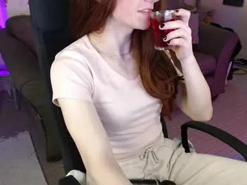 pureannuals – webcam model profile photo Image 7