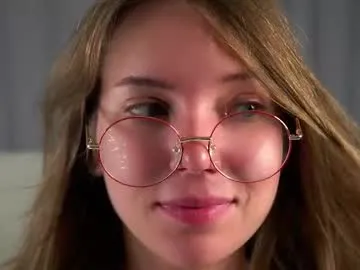 beaute_fatale – webcam model profile photo Image 4