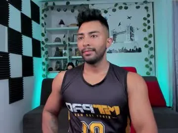 sanvi13 – webcam model profile photo Image 14