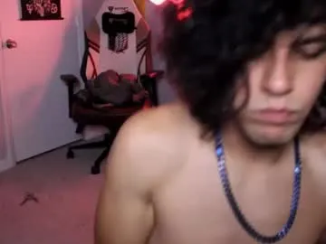 LittleRedBunny – webcam model profile photo Image 6