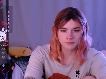 emilywarren296 – webcam model profile photo Image 8