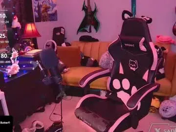 keranimaralaa33409304290 – webcam model profile photo Image 3