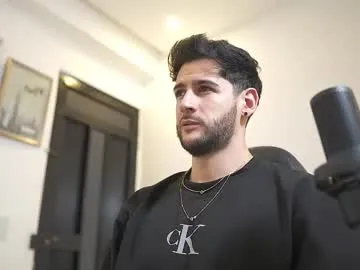 delilah_blazee – webcam model profile photo Image 12