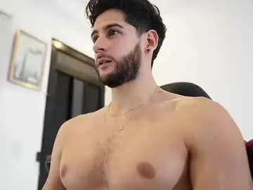 delilah_blazee – webcam model profile photo Image 16