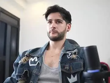 delilah_blazee – webcam model profile photo Image 2