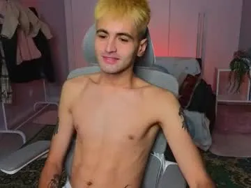 pureannuals – webcam model profile photo Image 4