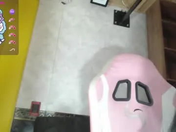 HellenSuric – webcam model profile photo Image 17