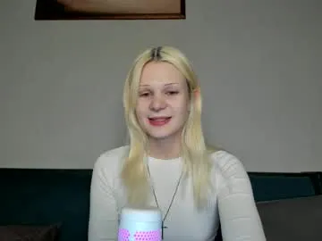 monicaflower – webcam model profile photo Image 12