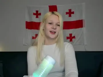 monicaflower – webcam model profile photo Image 3