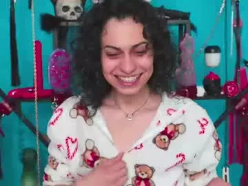 ChloeWills – webcam model profile photo Image 5