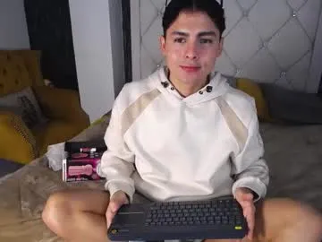 indiandesiguys2023 – webcam model profile photo Image 3