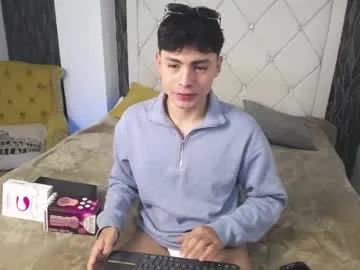 indiandesiguys2023 – webcam model profile photo Image 7