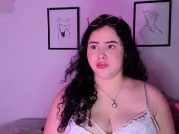 MilaDelays cam session Image 4