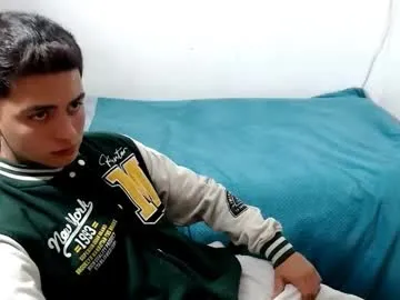 puki_hot – webcam model profile photo Image 10