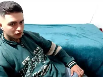 puki_hot – webcam model profile photo Image 13