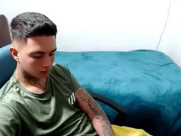 puki_hot – webcam model profile photo Image 16