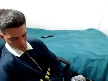 puki_hot – webcam model profile photo Image 18