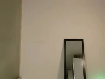 roxy_santos__ – webcam model profile photo Image 15