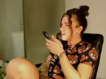 roxy_santos__ – webcam model profile photo Image 2