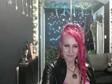 indiandesiguys2023 – webcam model profile photo Image 16