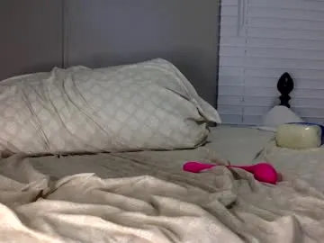 pureannuals – webcam model profile photo Image 11