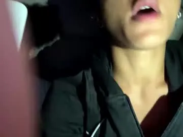 lolaa_darling – webcam model profile photo Image 4