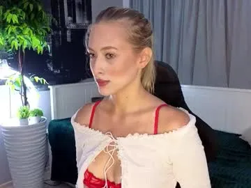 viaaann12 – webcam model profile photo Image 6