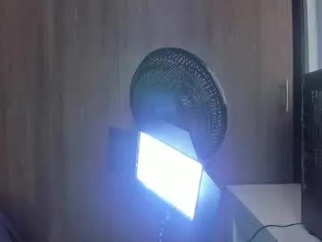 indiandesiguys2023 – webcam model profile photo Image 6