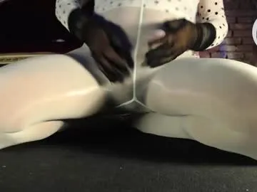 lovefunnitya – webcam model profile photo Image 4