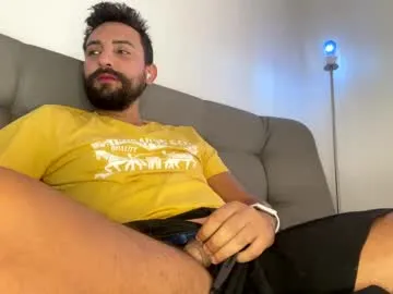 klikerstokens – webcam model profile photo Image 11