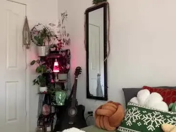 Aleja – webcam model profile photo Image 10