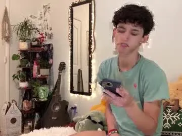 Aleja – webcam model profile photo Image 8