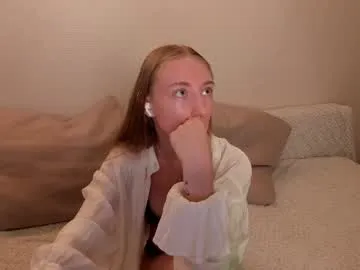 your_priya_77 – webcam model profile photo Image 3