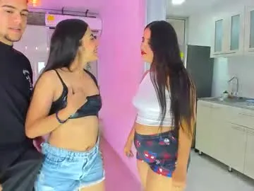 NicolleBennett – webcam model profile photo Image 16