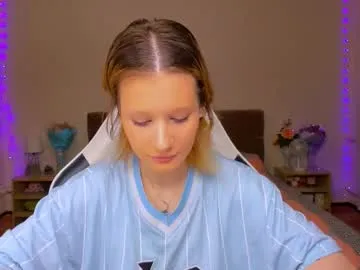 kat_ly_chan – webcam model profile photo Image 11