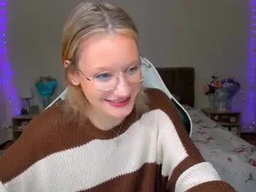 kat_ly_chan – webcam model profile photo Image 15