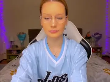 kat_ly_chan – webcam model profile photo Image 4