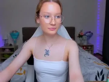 kat_ly_chan – webcam model profile photo Image 7