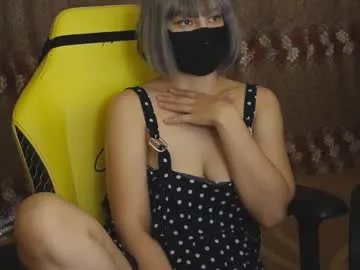 emilywarren296 – webcam model profile photo Image 13