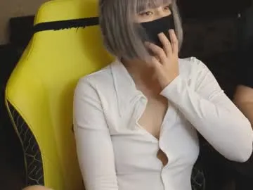 emilywarren296 – webcam model profile photo Image 16