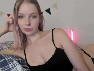 iamsomeone1234 – webcam model profile photo Image 15