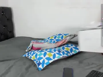 MoniqueCeleste – webcam model profile photo Image 6