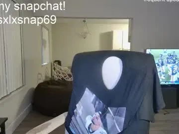 lolaa_darling – webcam model profile photo Image 14