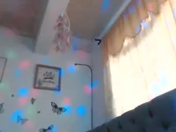 iamsomeone1234 – webcam model profile photo Image 14