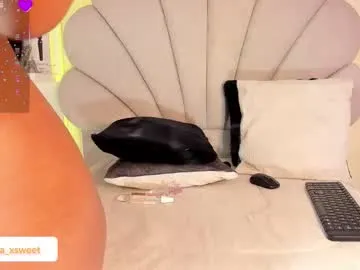 sunflower_28 – webcam model profile photo Image 10