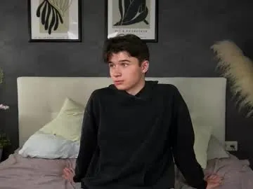 midwestlovers1990 – webcam model profile photo Image 3