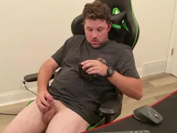 yourbrowncrush – webcam model profile photo Image 6