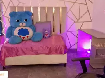 NatashaCeratti – webcam model profile photo Image 6