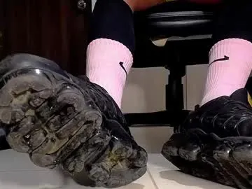 mae_nathan – webcam model profile photo Image 13